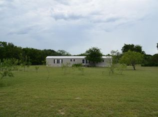 150 Meadowview Ln, Hubbard, TX 76648