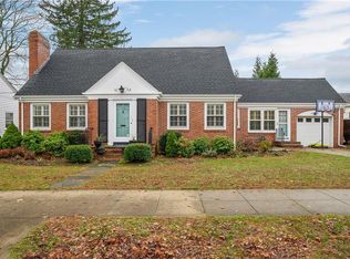 110 Sharon St, Providence, RI 02908