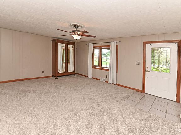 4th image of 8041 W Chester Rd