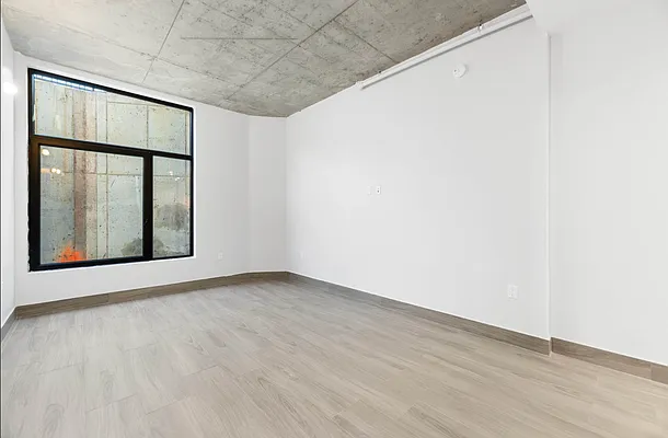 Rented by REAL New York | media 44