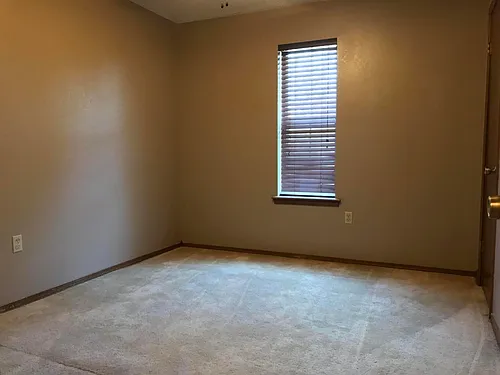 11 Monroe Ct Photo 1