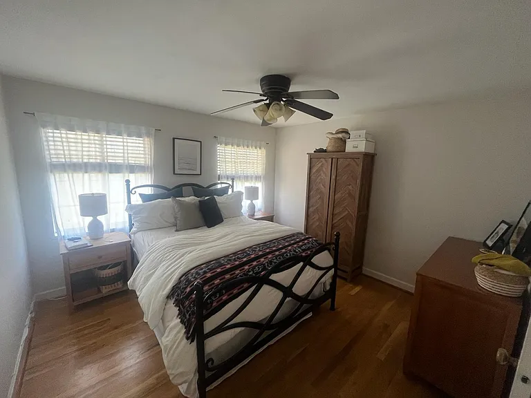 1392 Normandy Dr NE #4 — Photo 19
