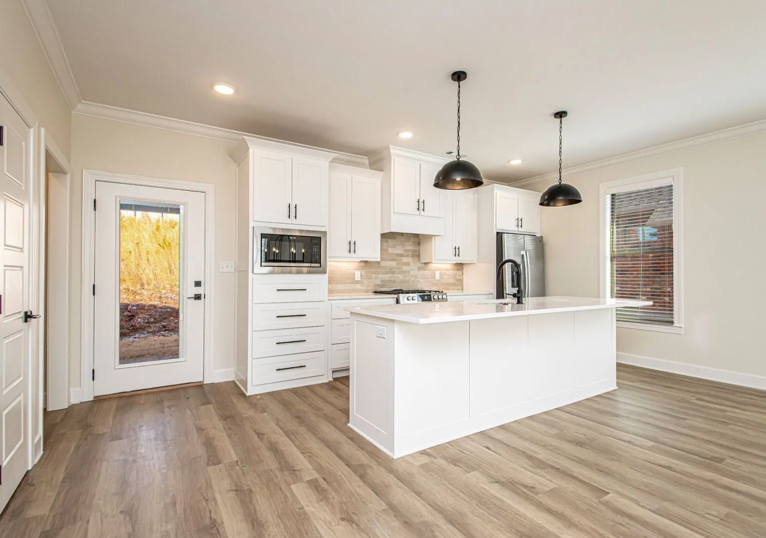 Newer Construction 3 bed 2 1/2 Bath, 2,015 sqft in West Little Rock — Photo 3