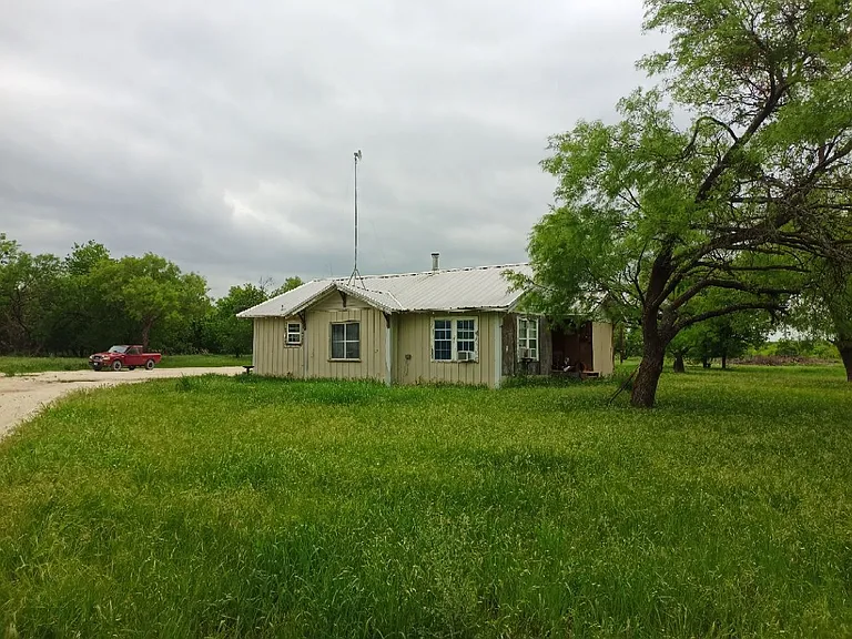 133 County Road 192 — Photo 28