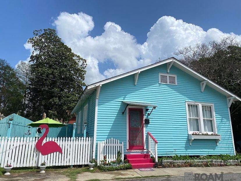 1st image of 818 Costello Ln