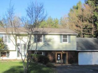 1806 Woodworth Rd, Binghamton, NY 13903