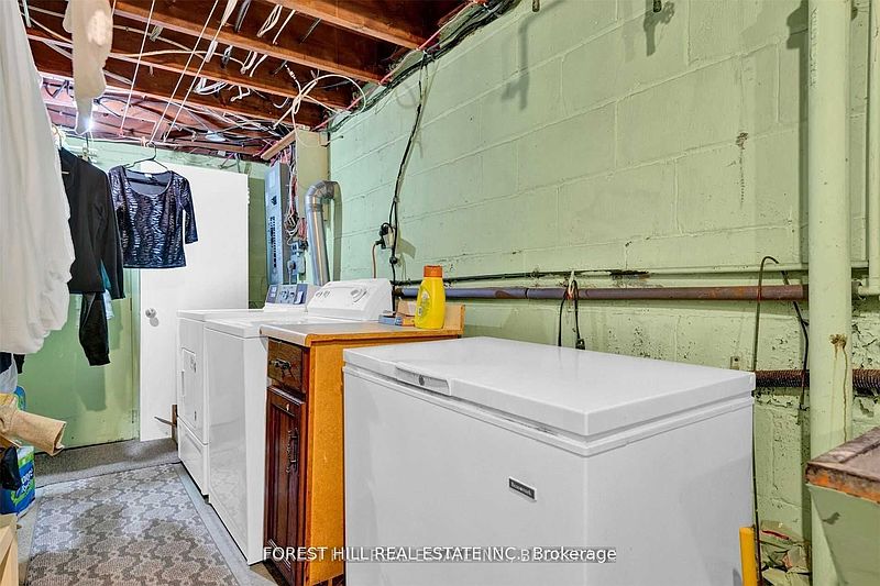 Toronto House for rent - 2 Bedrooms — photo 36