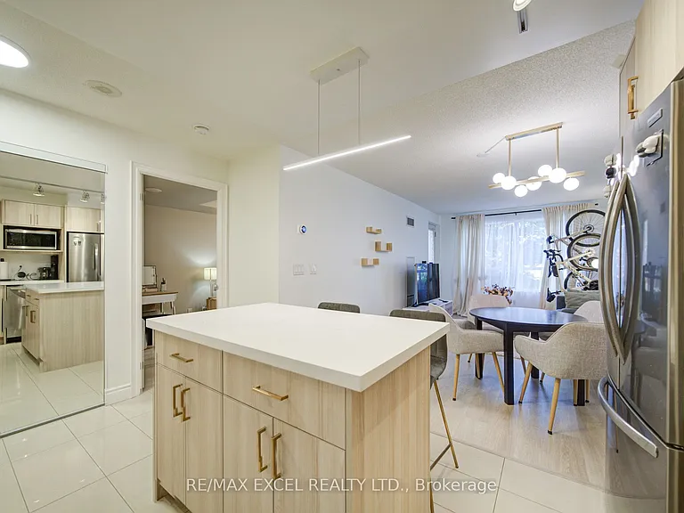 37 Galleria Pkwy #202 — Photo 23