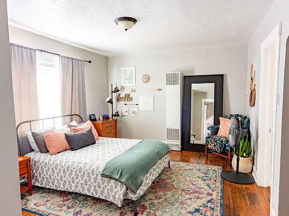 2nd image of 569 E 100 S APT 1