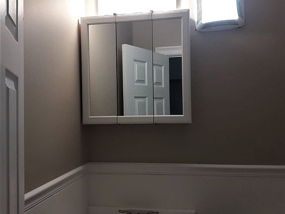 5th image of 78 Colonel Bell Dr #28