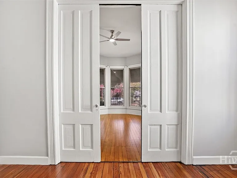 1112 Barnard St #A — Photo 14