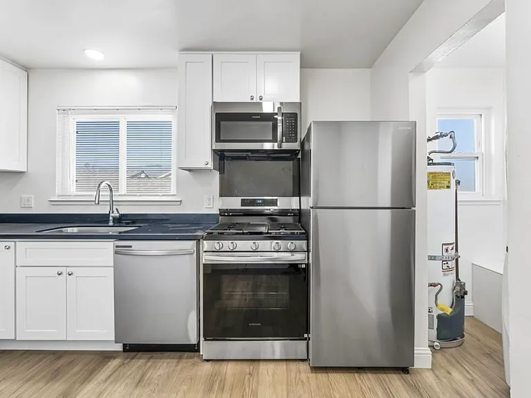 1259 Carrison St #C — Photo 1