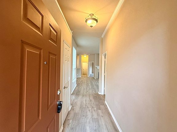 3rd image of 4501 Aspen Glen Rd