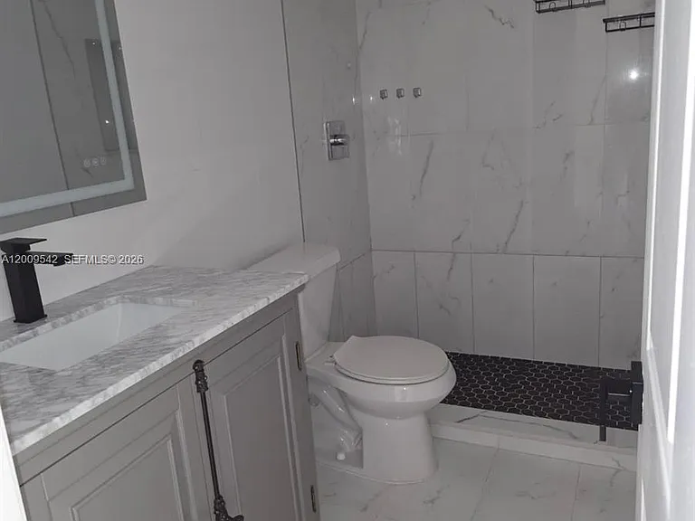 2186 W 60th St #20208 — Photo 3
