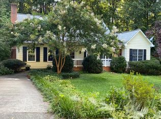 101 Inglewood Ct #2, Charlottesville, VA