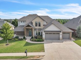 824 Gateway Bridge Rd, Edmond, OK 73034