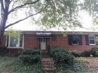 2 Salem Ct, Pikesville, MD 21208