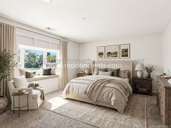 9738 Treyburn Lakes Dr