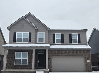 59752 Acorn Dr, Washington, MI 48094