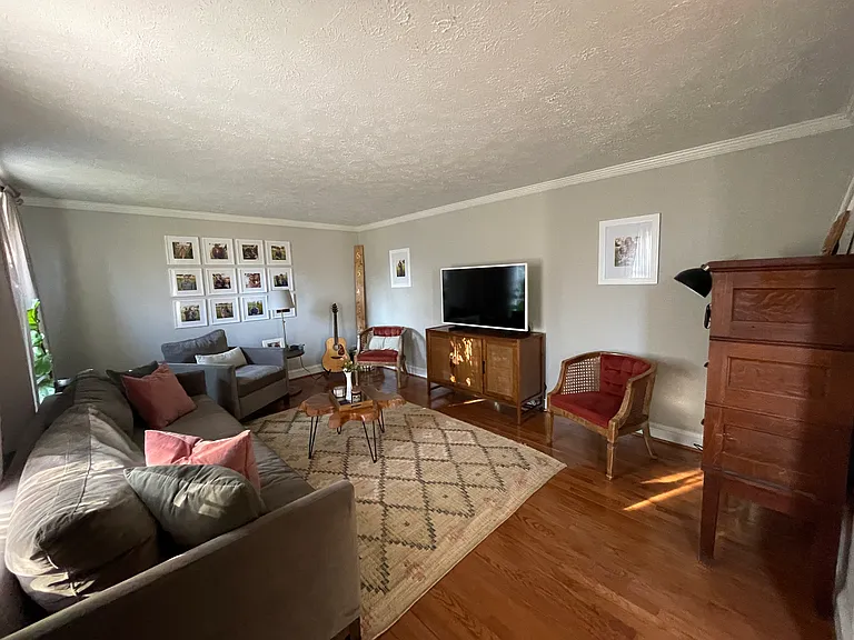 Southwood Pl — Photo 4