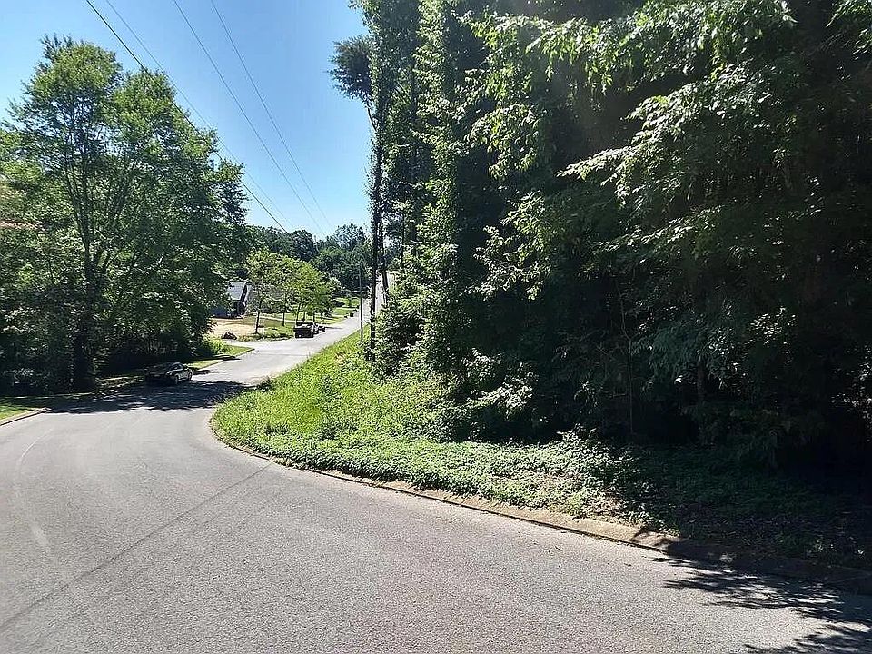 1st image of 223 Hickory Ridge Trl