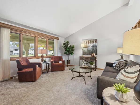 15 Morningside Rd, Saint Cloud, MN 56303