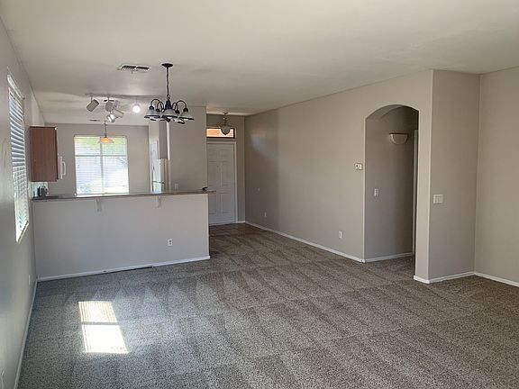 3rd image of 6819 S 37th Dr