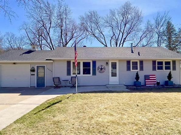 1005 Maple St, Red Wing, MN 55066
