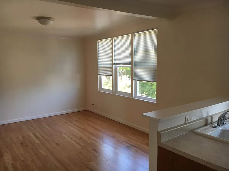 2414 Sacramento St #3 — Photo 8