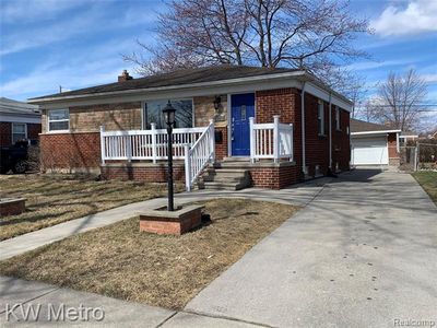 21443 Arrowhead St, Saint Clair Shores, MI, 48082