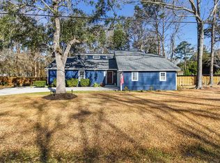 308 Brisbon Rd, Richmond Hill, GA 31324