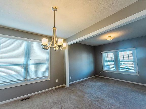 4th image of 10541 Dunes Ct