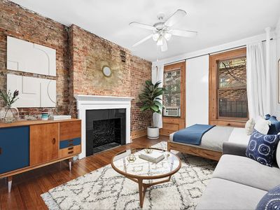 332 E 54th St APT 2C, New York, NY, 10022