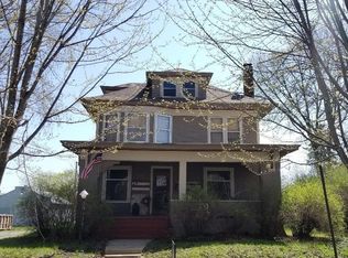 205 N Center St, Marshalltown, IA 50158