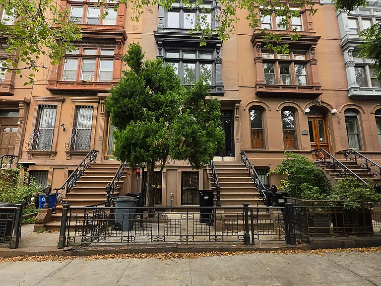 481 Madison St #2 — Photo 15