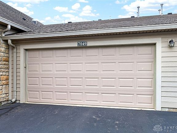 5th image of 7049 Creekside Cir