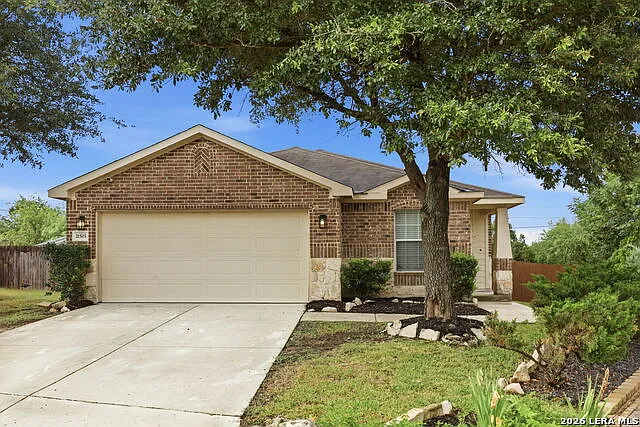 3 bed, 2.0 bath, 1770 sqft, $2,500 — Photo 2