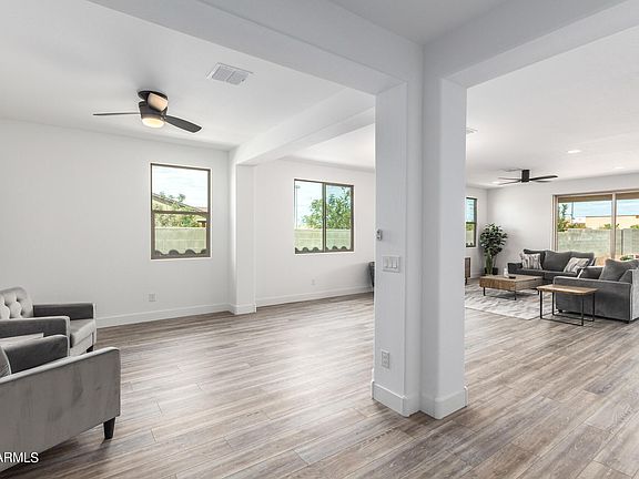 5th image of 17328 W LARKSPUR Drive
