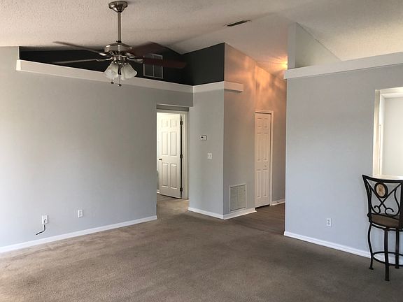 2nd image of 13109 Baneberry Ct