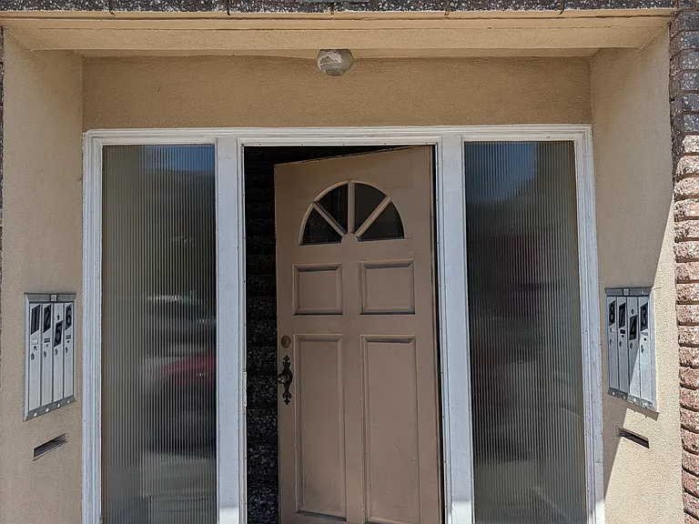 1495 22nd Ave #6 — Photo 3