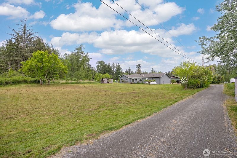 3rd image of 5581 Mission Road