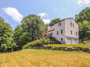 403 Farmers Mills Rd, Carmel, NY 10512