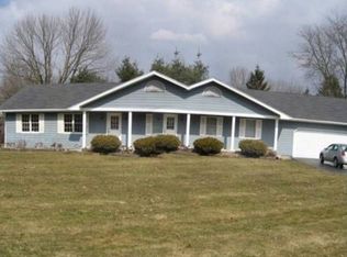 240 W Margaret Fuller Rd, Oregon, IL 61061