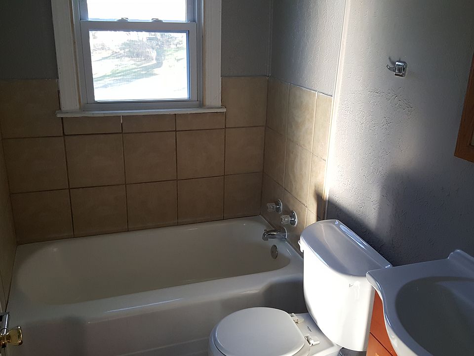 1st image of 2631 Flamingo Dr