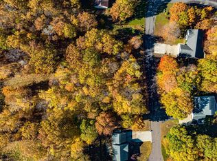 65 Country Ct, Houghton, MI 49931