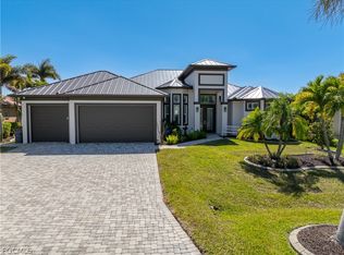 1914 SE 21st St, Cape Coral, FL 33990