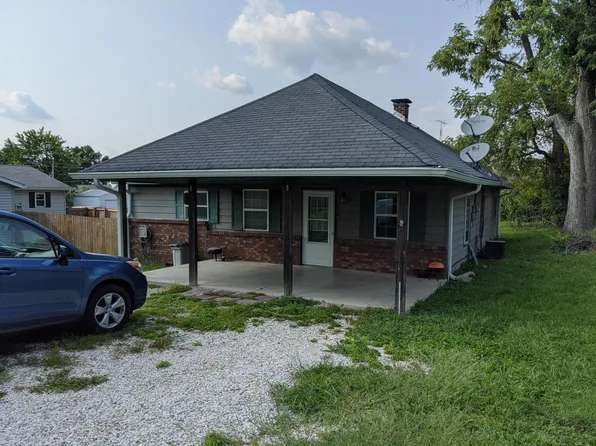 342 W Davis St, Bloomfield, IN 47424