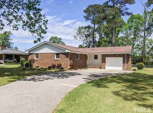 201 Corral Dr, Goldsboro, NC 27534