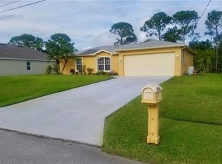 2119 SW Vista Rd, Port Saint Lucie, FL 34953