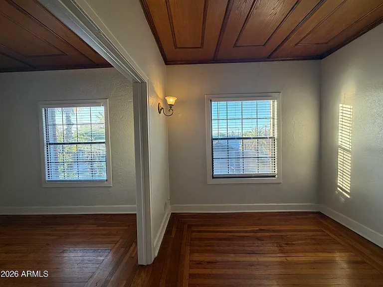 902 E Palm Ln #8 — Photo 12